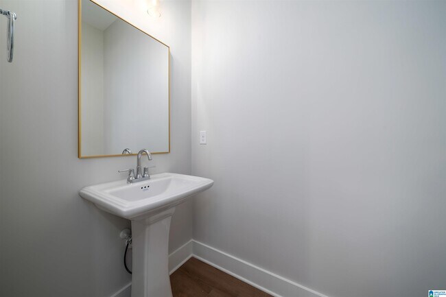 Building Photo - 4768 Silas Ave