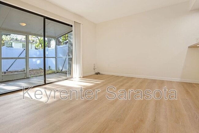 Building Photo - 4946 25th St W