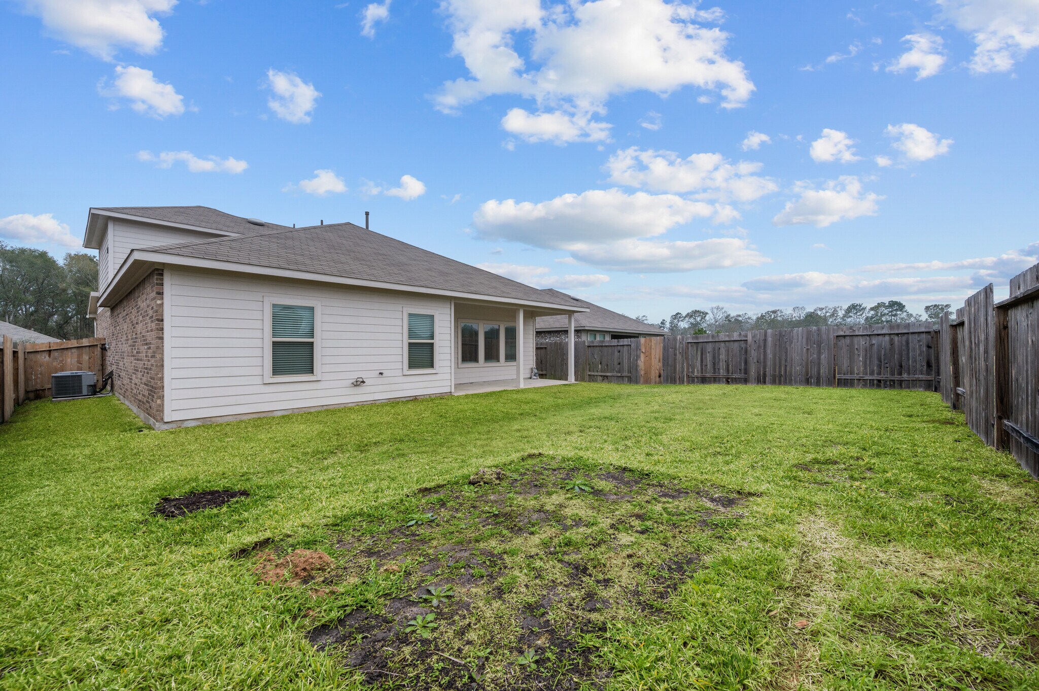 Building Photo - 20811 Olive Leaf St