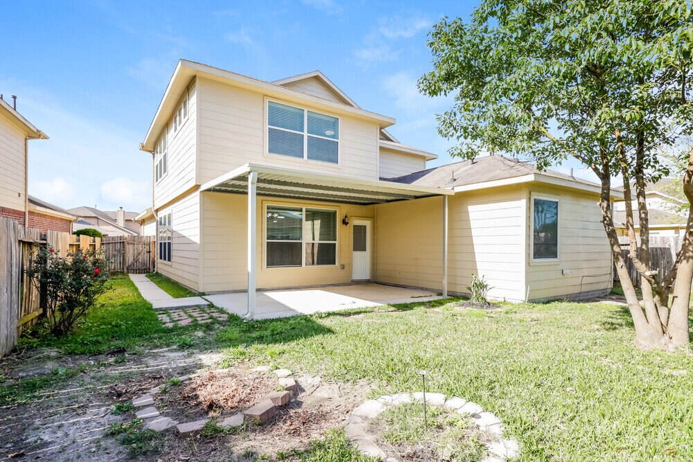 Building Photo - 214 Crosby Village Dr