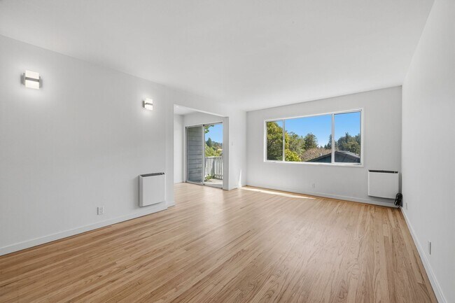 Building Photo - 26 Lovell Ave