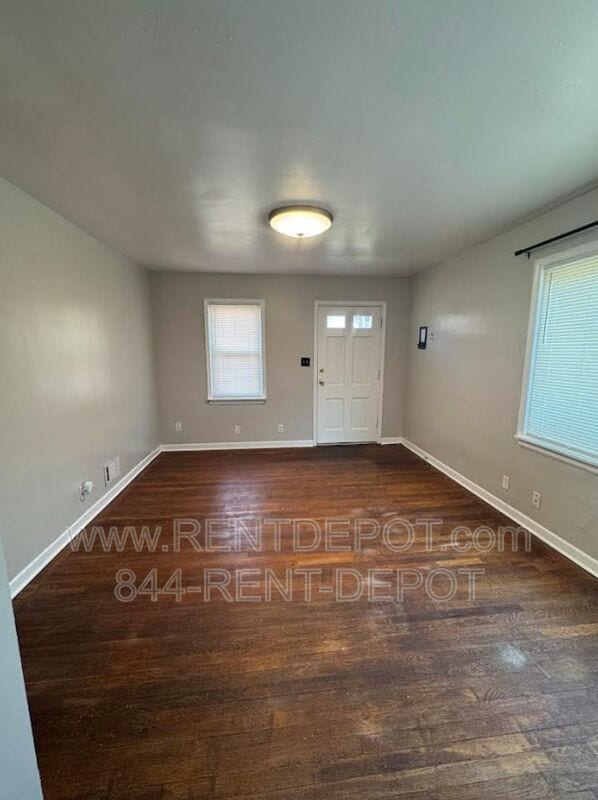 Building Photo - 1303 S St James Blvd