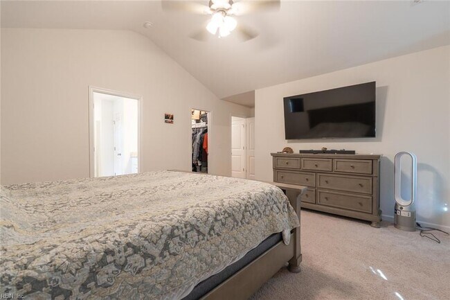 Building Photo - 1536 Beekman St