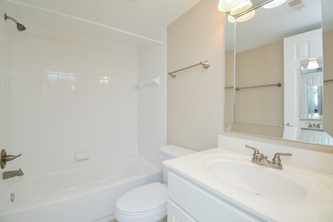 Building Photo - 2611 Grants Lake Blvd