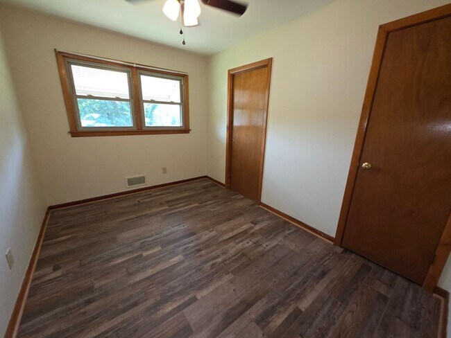 Building Photo - 5930 Edgewood Ave