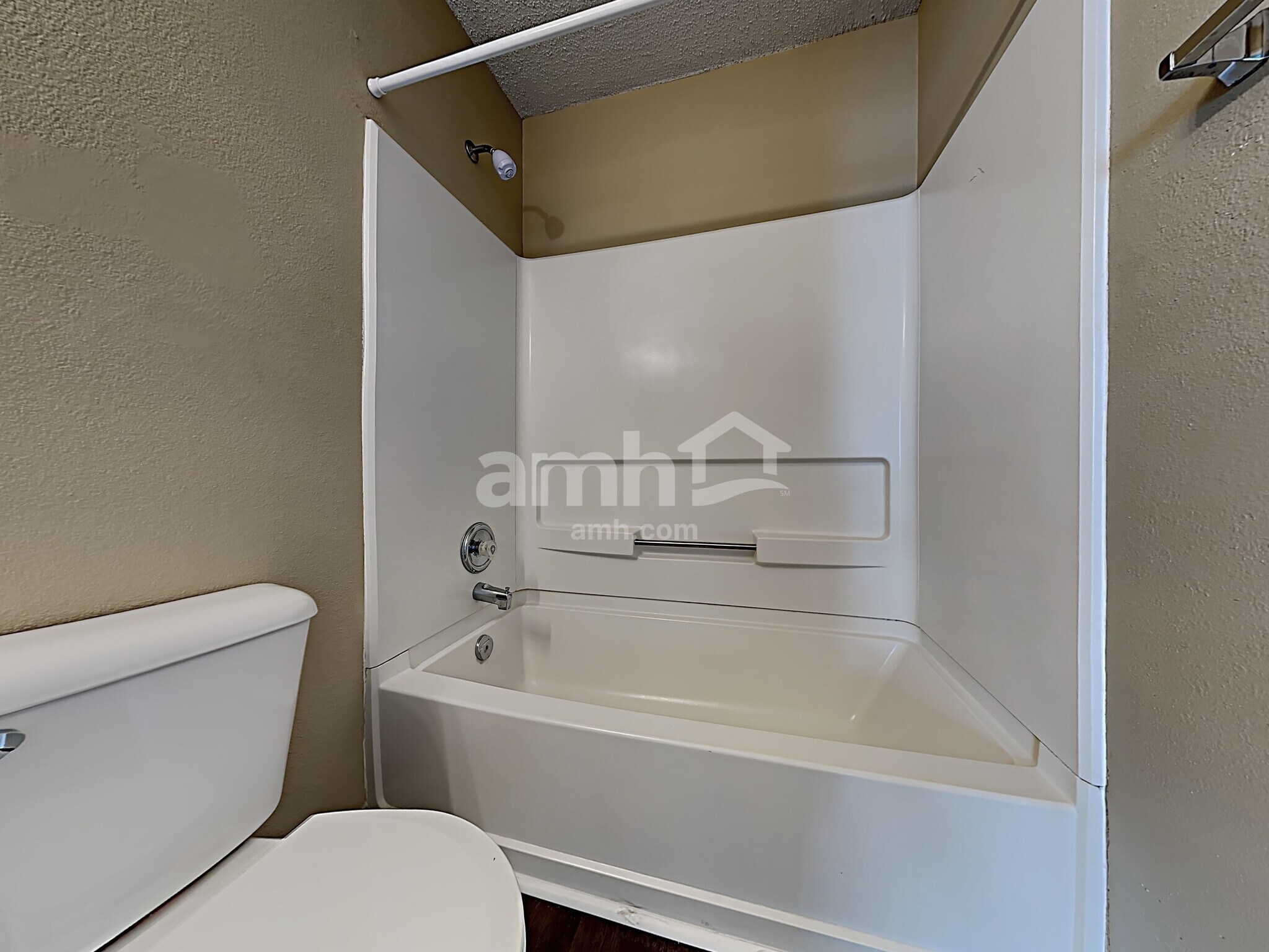 Building Photo - 356 Sunbeam Ln