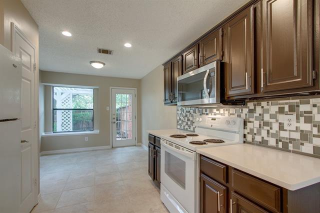 Building Photo - 333 Parkway Blvd