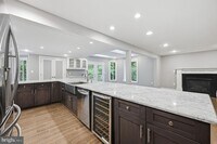 Building Photo - 8474 Ararat Ct