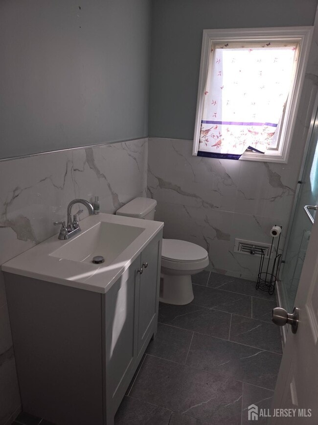 Building Photo - 5200 Emerson St