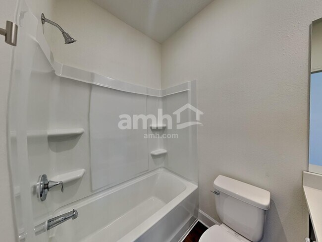 Building Photo - 2928 Rolling Acres Rd