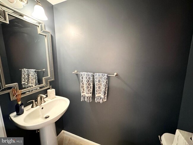 Building Photo - 11230 Edson Park Pl