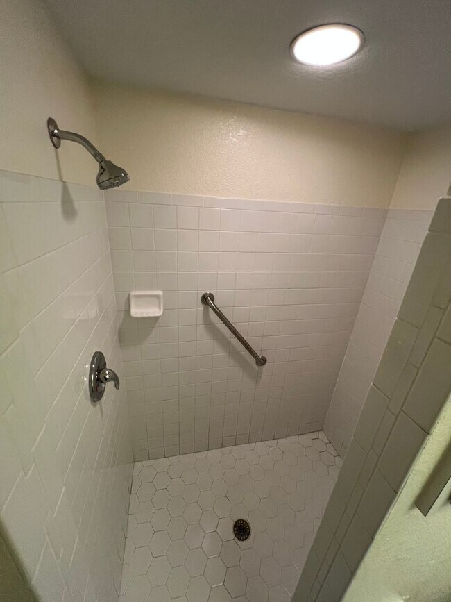 Building Photo - Deep Creek Punta Gorda Villa