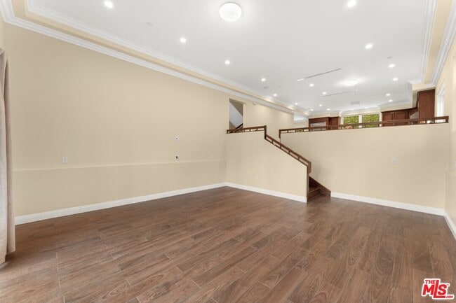 Building Photo - 1630 Bridgeport Dr