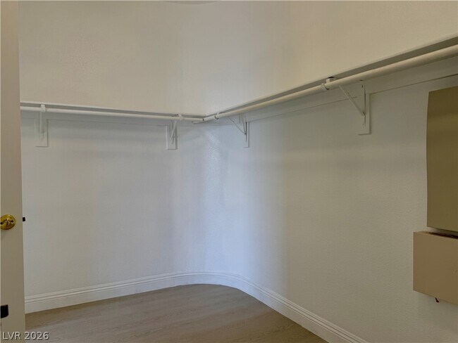 Building Photo - 7873 Sleeping Lily Dr