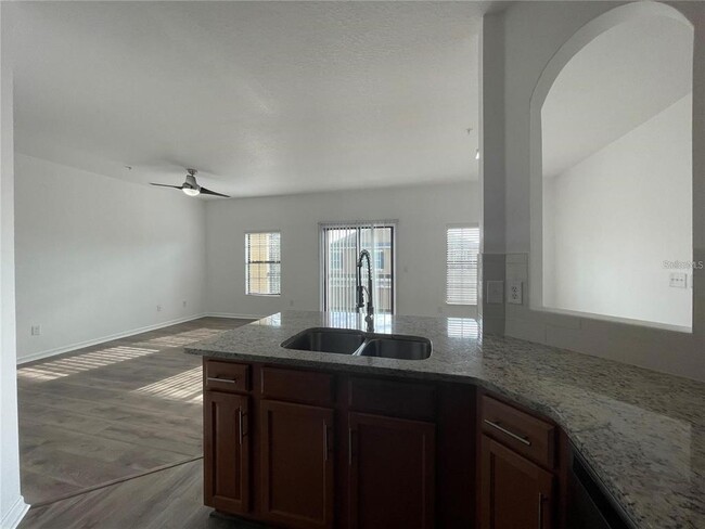 Building Photo - 3723 Seneca Club Loop
