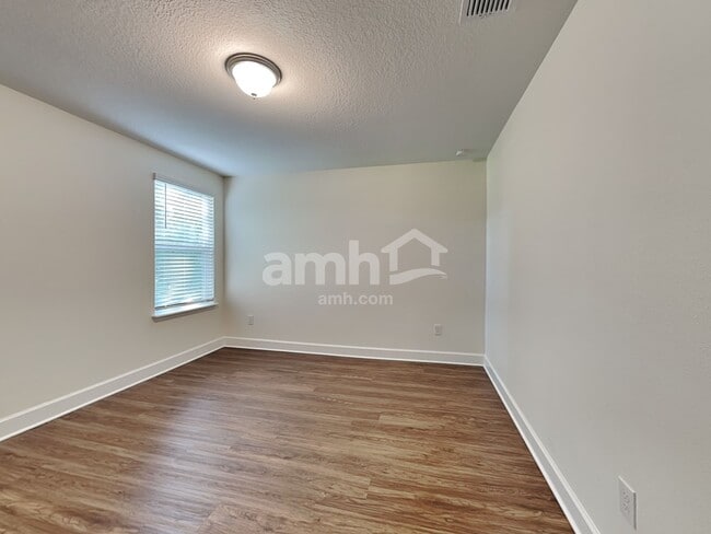 Building Photo - 3266 Bridge Haven Dr