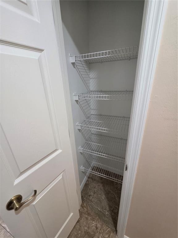 Building Photo - 1644 Dawnview St