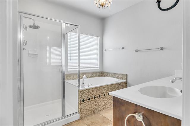 Building Photo - 2417 Priscella Dr