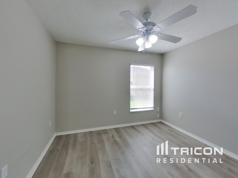 Building Photo - 3503 Harlequin Dr