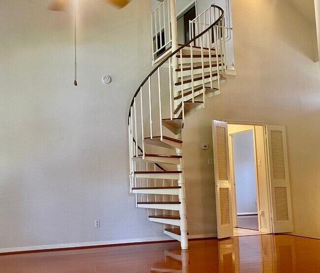 Building Photo - 4144 Greystone Way
