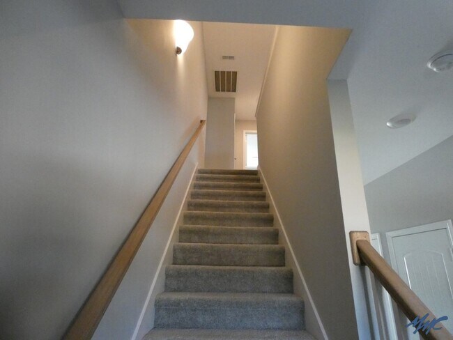 Building Photo - 5707 Dockside Dr