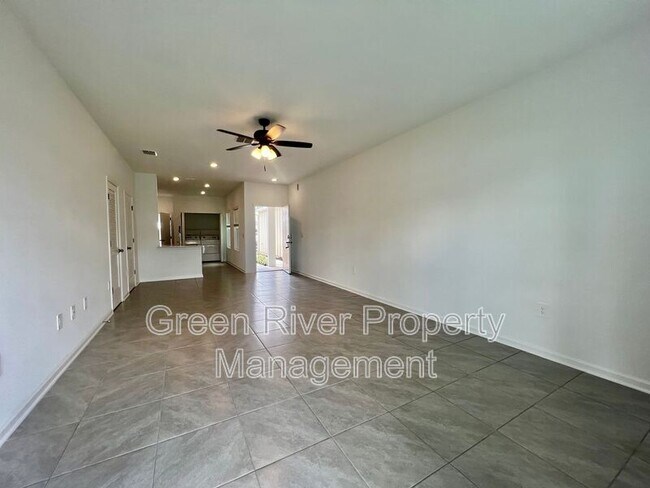 Building Photo - 83 Tidal Bch Ave