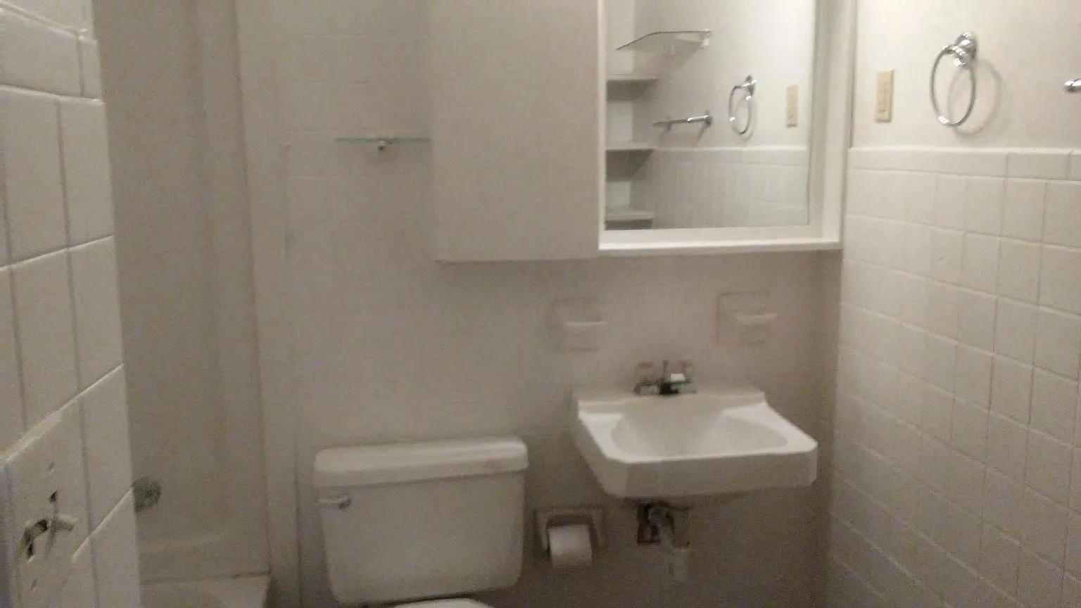 Building Photo - 3351 N Kinser Pike