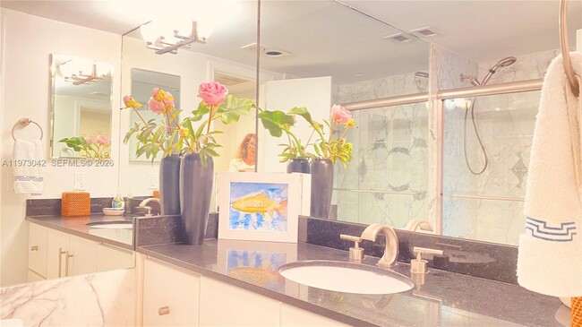 Building Photo - 177 Ocean Ln Dr