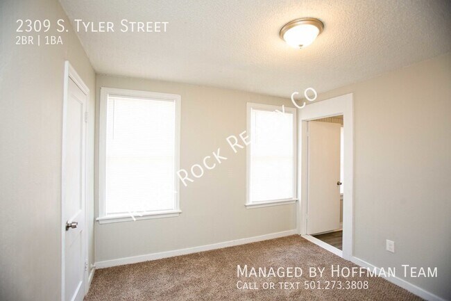 Building Photo - 2309 S Tyler St