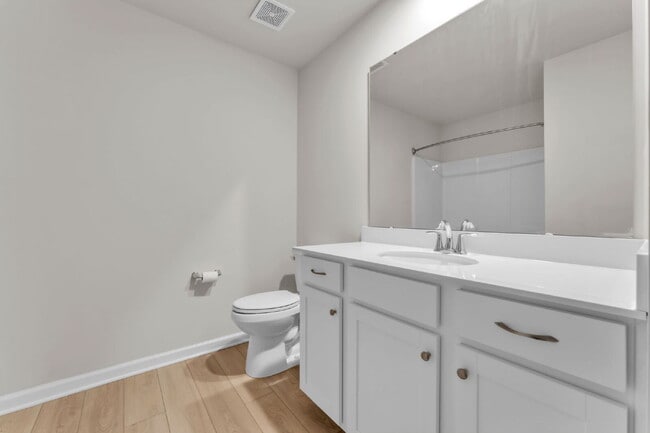 Building Photo - Stylish 3BR/2.5BA Craftsman Townhome with Modern Finishes in Pendleton! $1,700/mo rent
