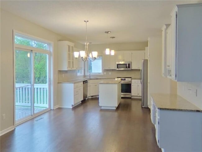 Building Photo - 8970 Windsor Cir