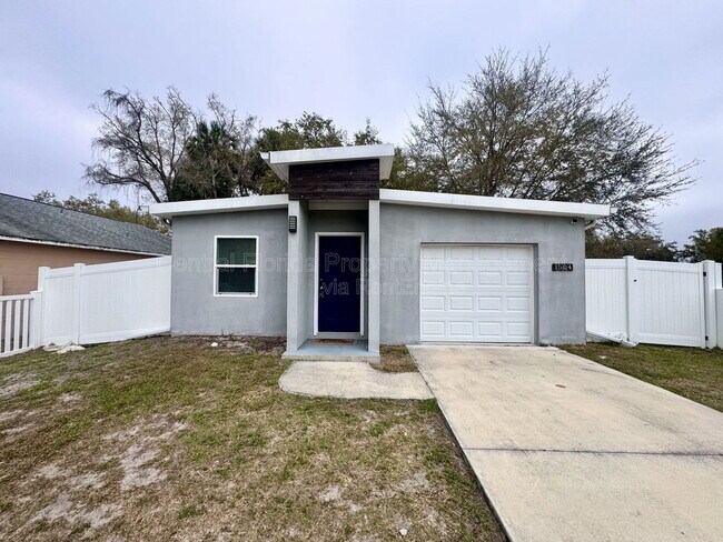 Building Photo - 1504 W 18th St