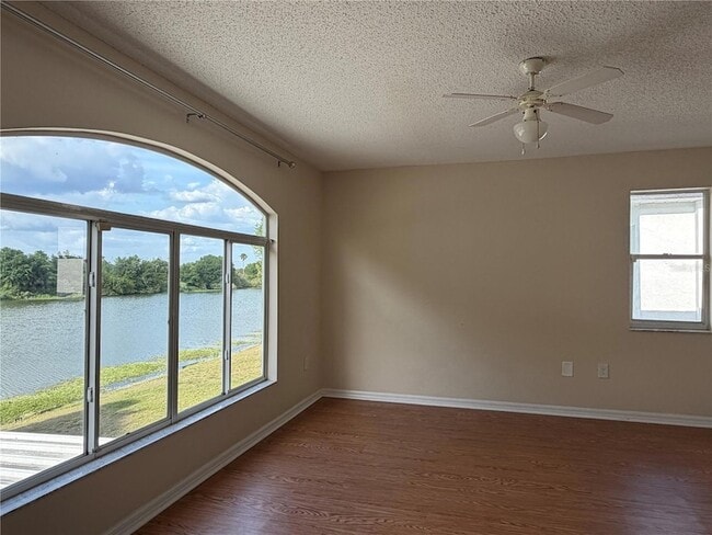 Building Photo - 758 Burlwood St