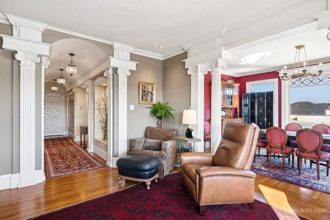 Building Photo - 155 24th Ave