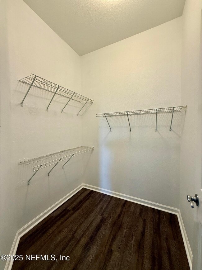 Building Photo - 10075 Gate Pkwy