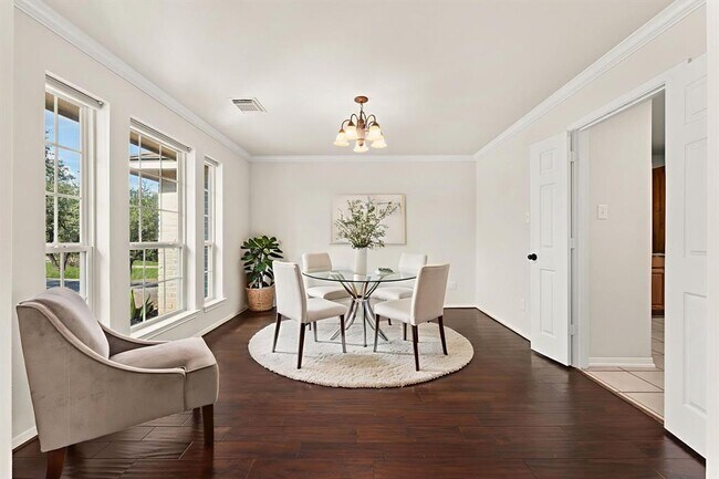 Building Photo - 2201 Improver Rd