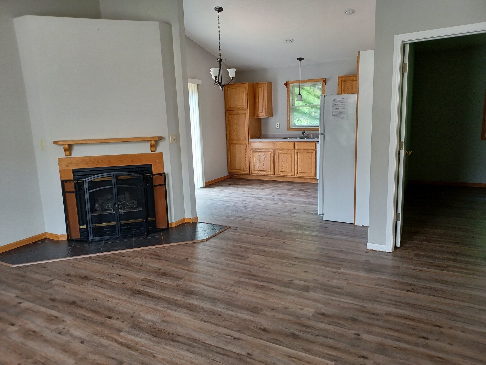 Building Photo - 130 Rhyme St