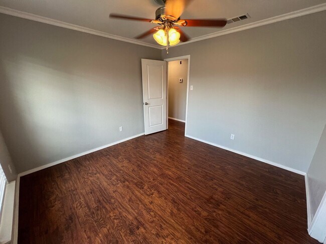 Building Photo - COMING SOON, JANUARY 10TH:  Beautifully Remodeled 3/2/2 Home, Generously updated Smart Home - For...