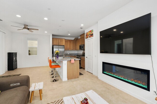 Building Photo - New Community - Temecula - New House Corne...