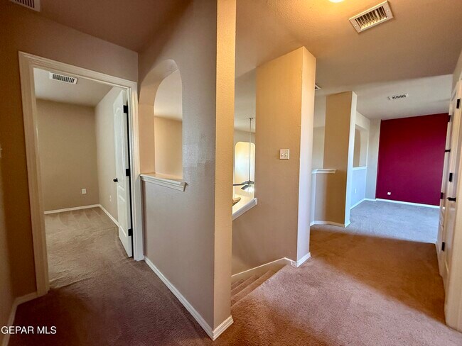 Building Photo - 14279 English Point Ave