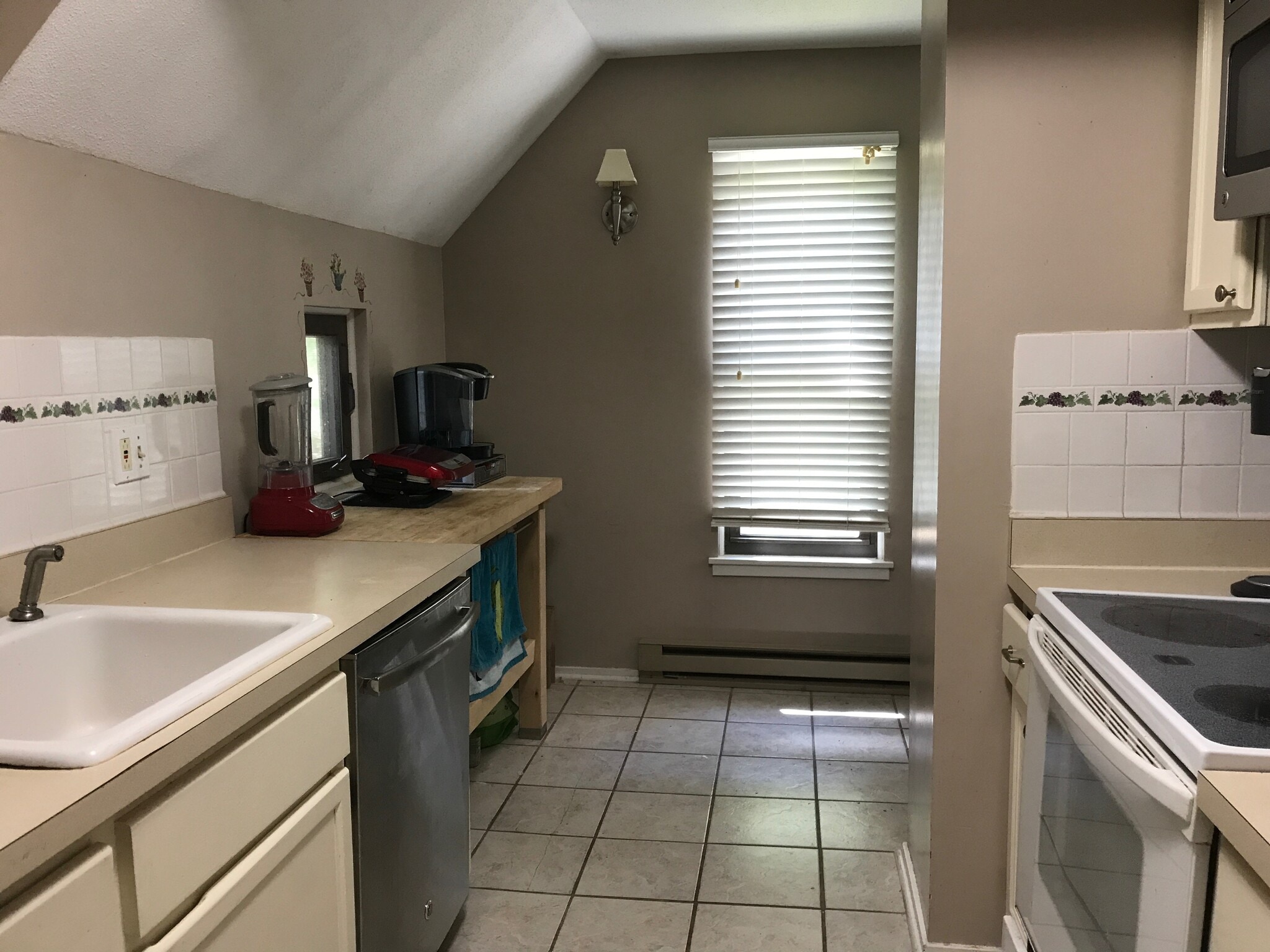 Building Photo - 47 Mallard Dr