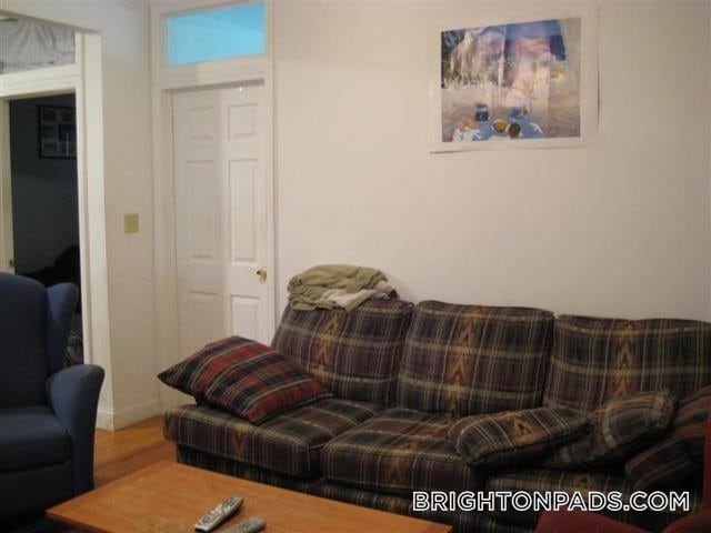 Building Photo - 23 Egremont Rd