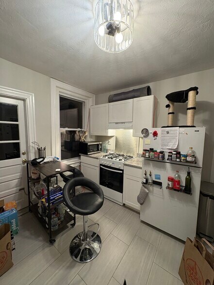 Primary Photo - 131 Jersey St