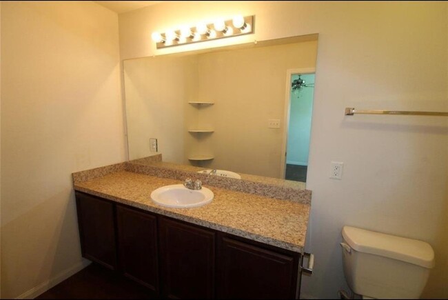 Building Photo - 6014 Brenwood Trails Ln