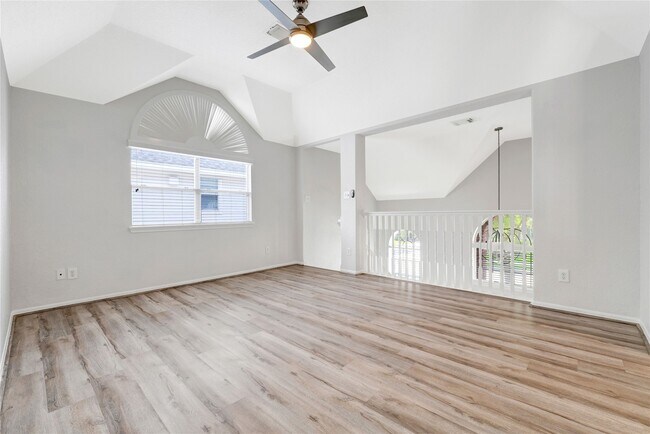 Building Photo - 21510 Grand Hollow Ln
