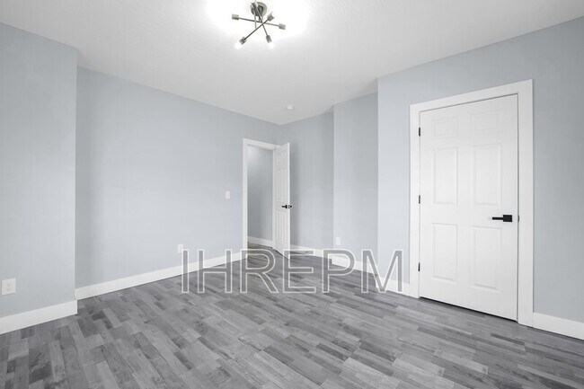 Building Photo - 1157 Atcheson St