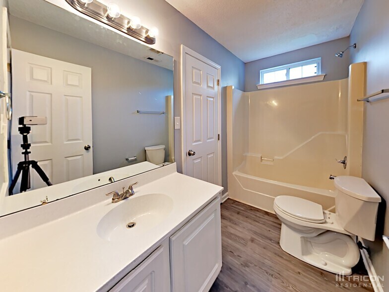 Building Photo - 1613 Bear Brook Dr