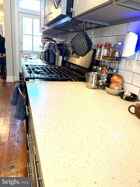 Building Photo - 2217 Fitzwater St