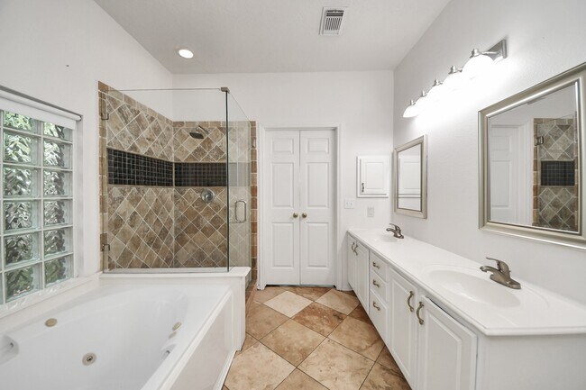 Building Photo - 20510 Pioneer Bend Ct