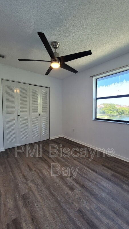 Building Photo - 415 NW 210th St